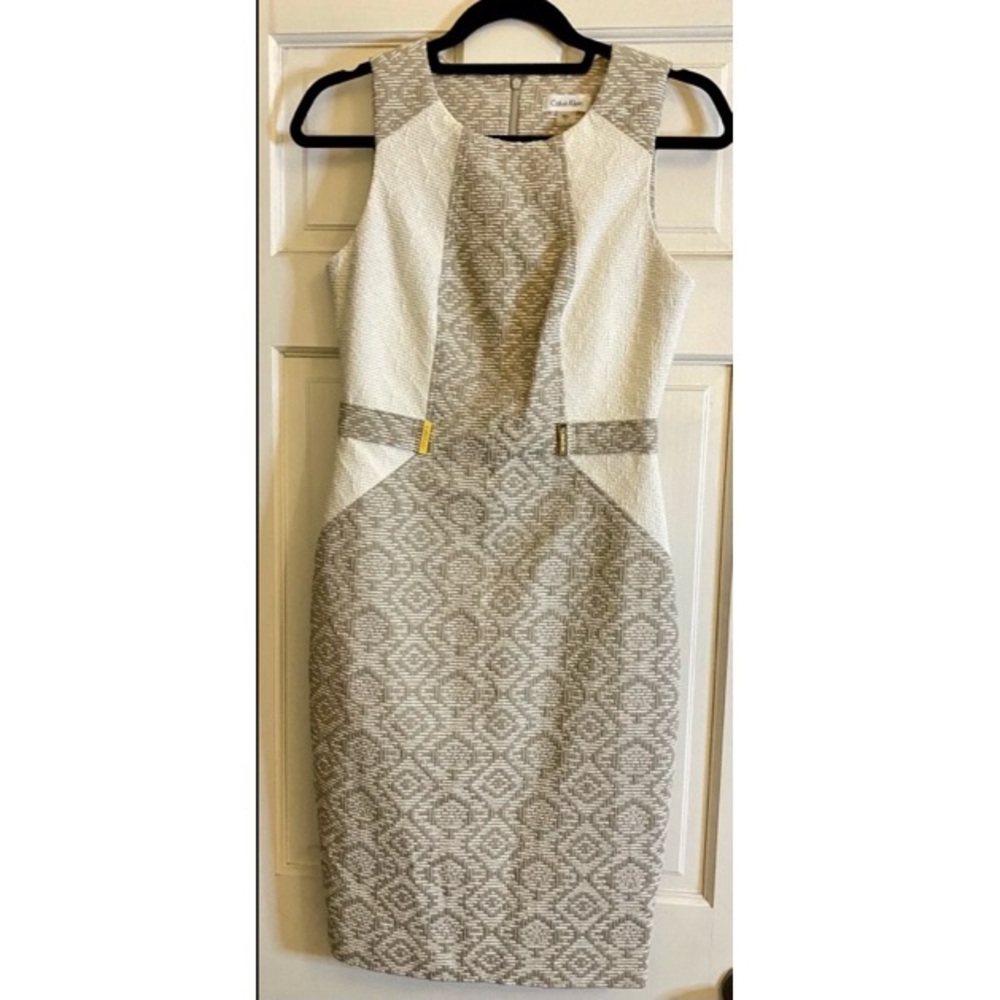 Calvin Klein White Sleeveless Fitted Sheath Dress